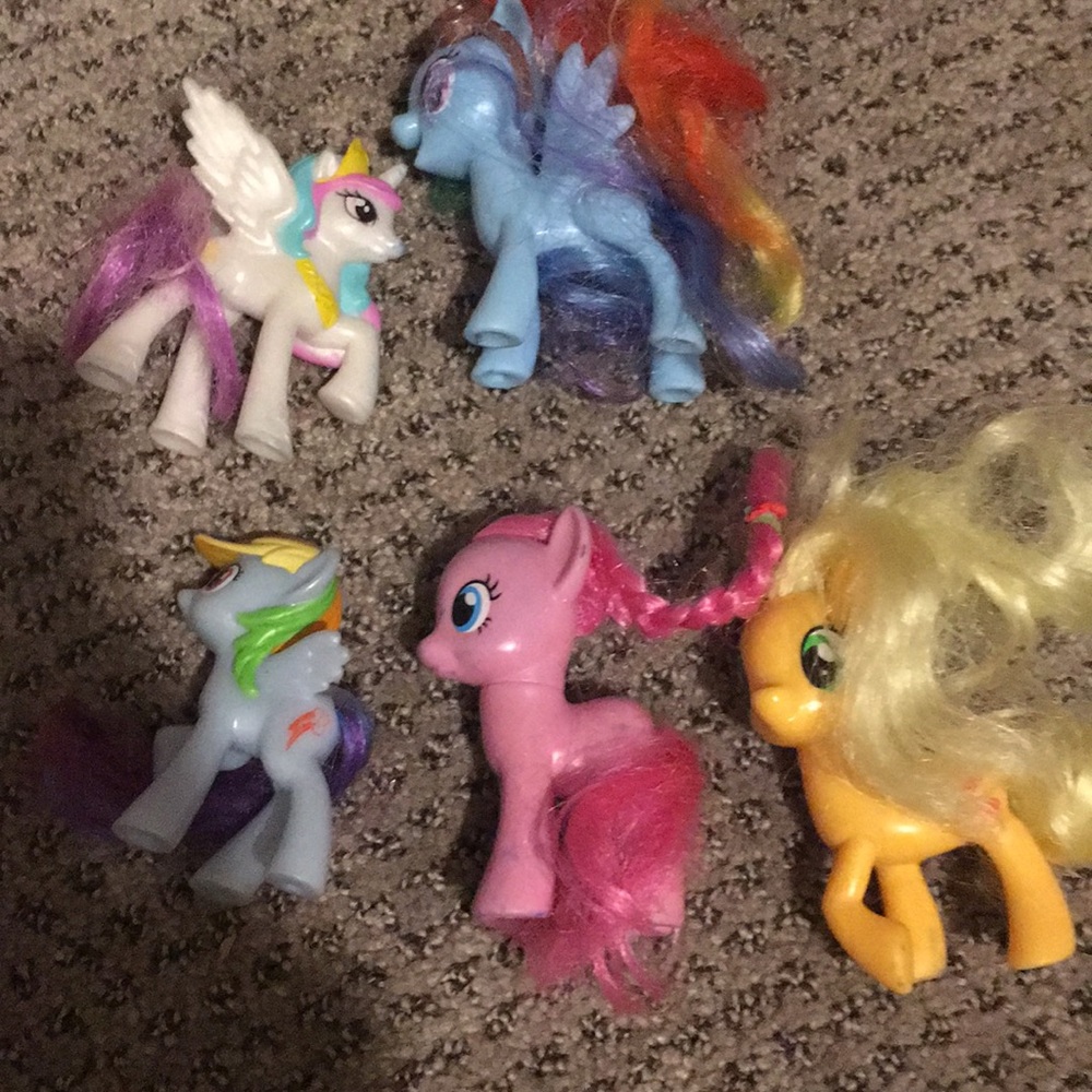 Super cute five my little ponies